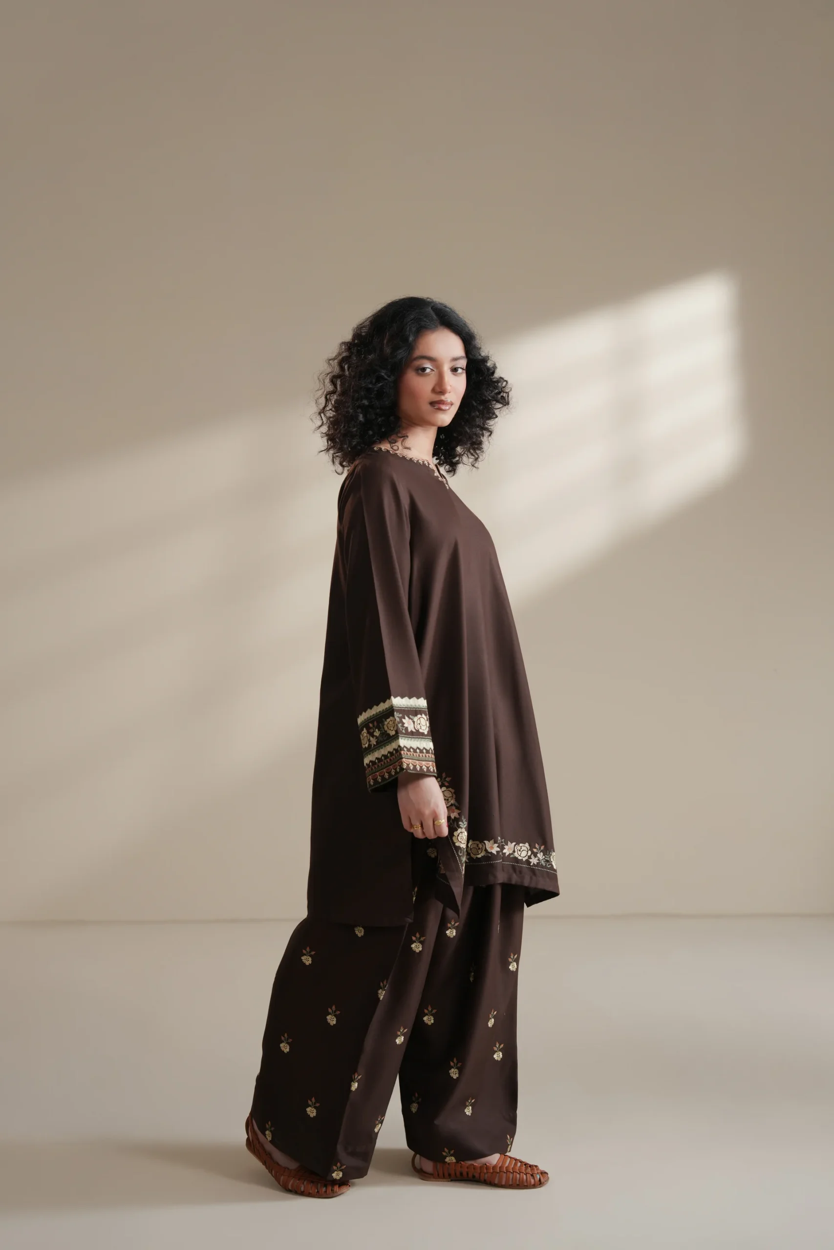 Espresso brown - Image 2